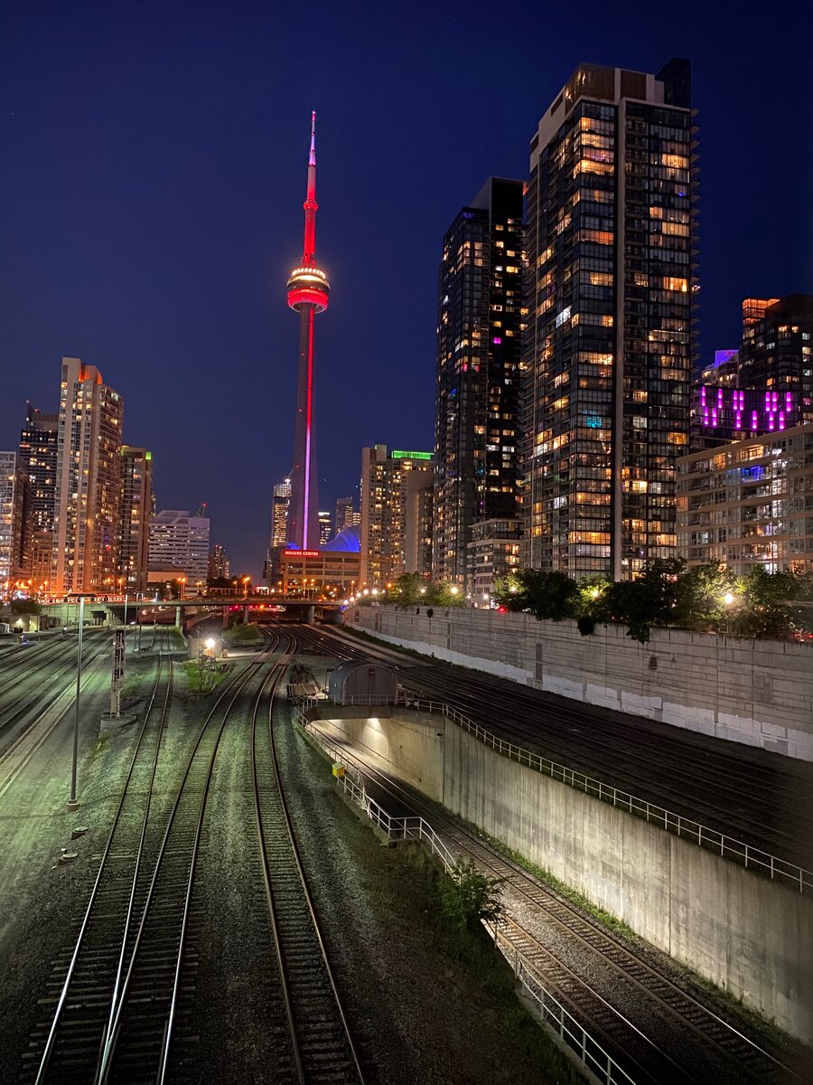 Вечерний Торонто