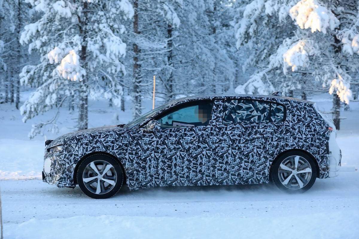 Peugeot 308 2021