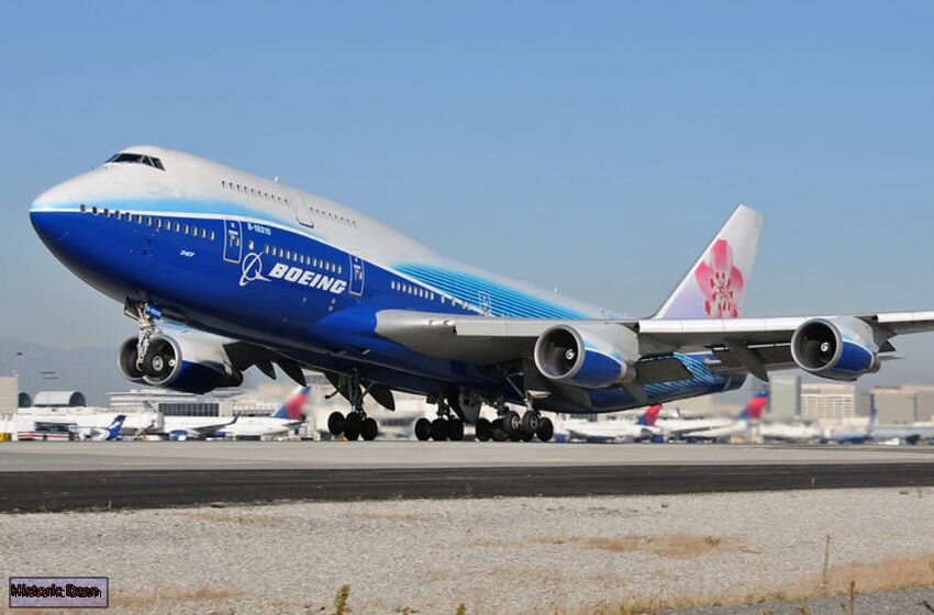 Boeing 747
