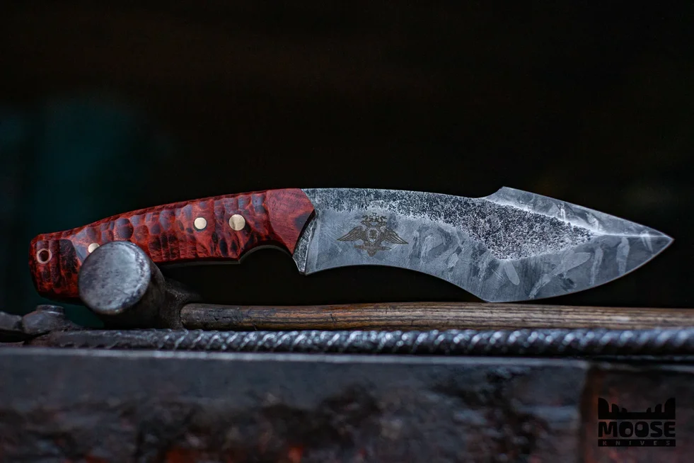 Большой нож кукри от мастерской Moose Knives