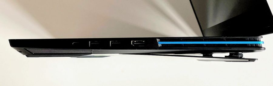 Обзор мощного игрового ноутбука Honor Hunter V700: есть в нем что-то от УАЗа...6