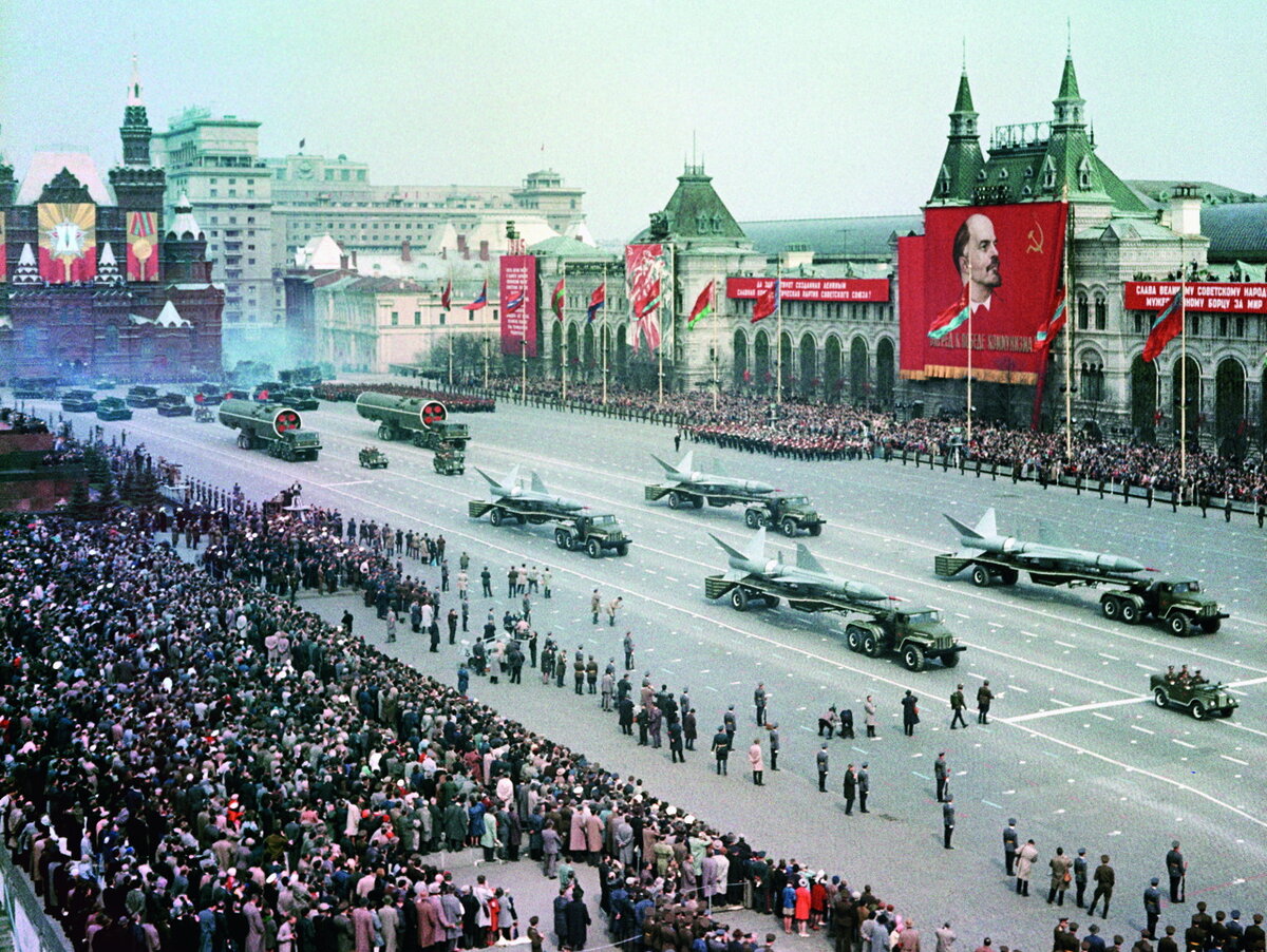 Парад Победы 1965 года на красной площади