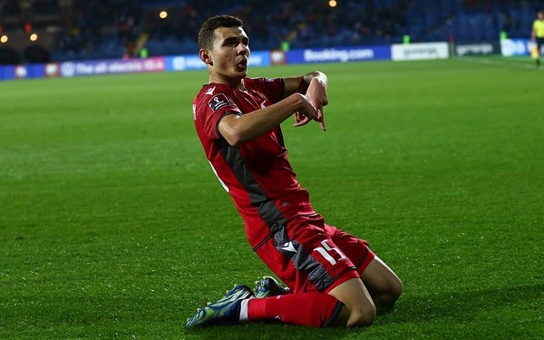 7 место - Эдуард Сперцян — 800 тыс €