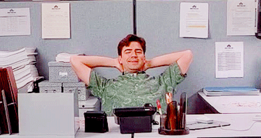 Не ленись и топай в зал сохранять молодость.