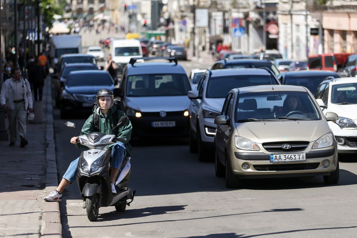 ТОП схем автомобильных мошенников в Украине и как от них защититься. Фото: УНИАН