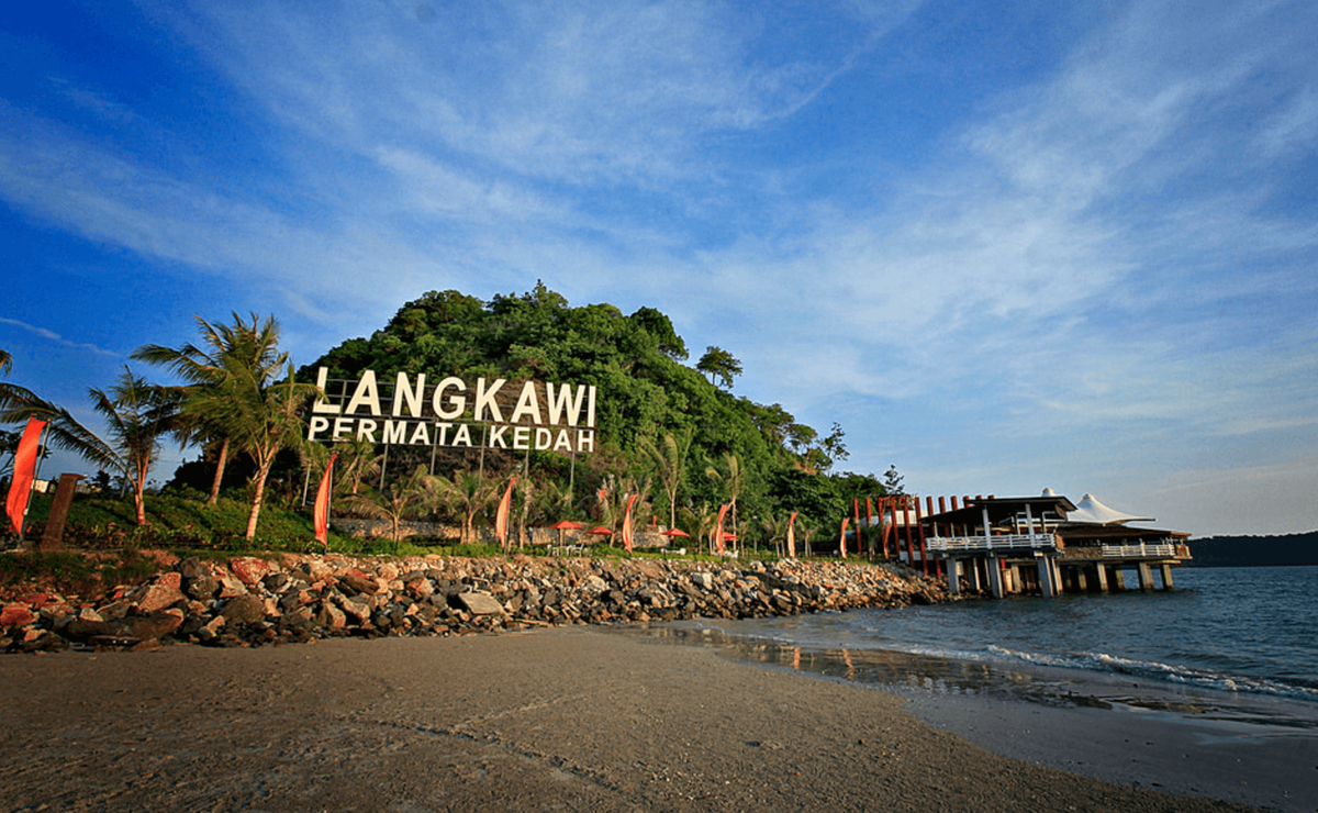 Пляж Pantai Cenang