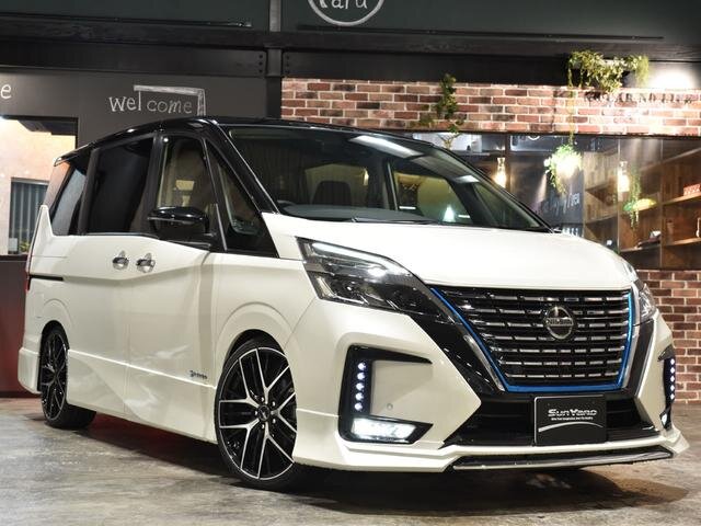 Nissan Serena E-Power с расходом в 3.8 литра заполонит рынок микроавтобусов в 2021 году.  Привет друзья! Я рад приветствовать вас на своем канале "Автомобильный эксперт".-2