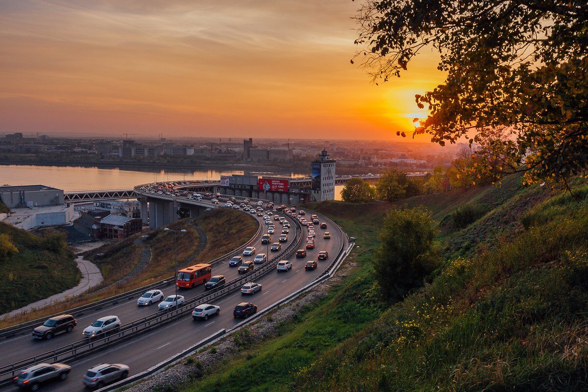 Красивые фото машин на фоне Нижнего Новгорода