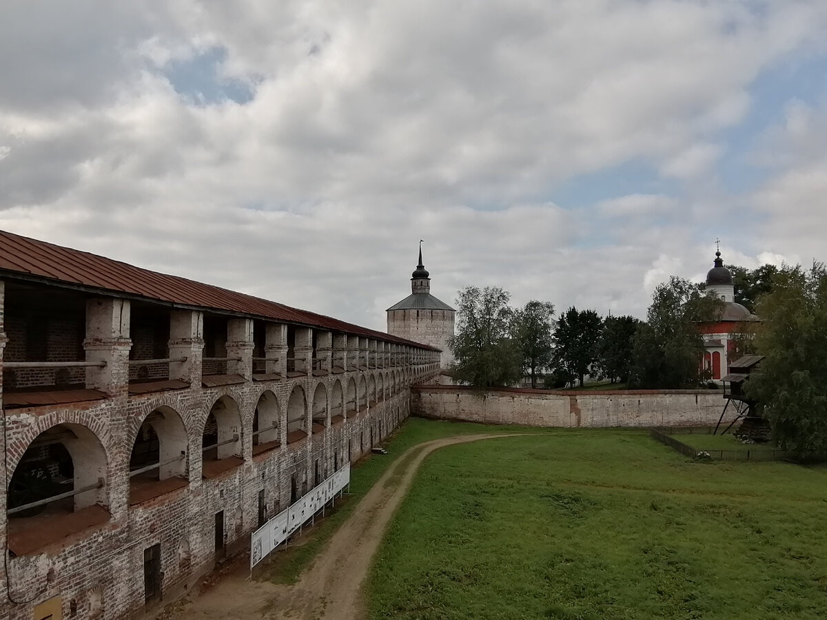 Кирилло-Белозерский историко-архитектурный и художественный музей-заповедник. Фото автора