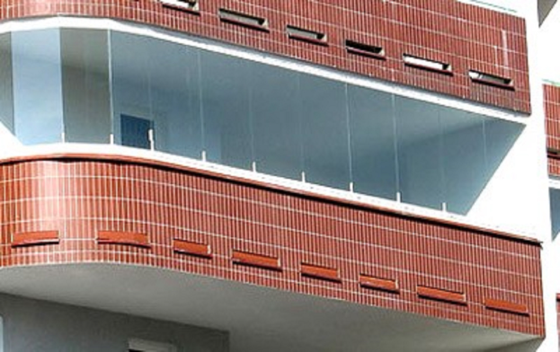 Полукруглая конструкция не делает лоджию балконом