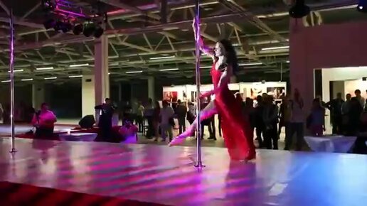 Pole-dance на выставке esexpro show ч3 от студии Divadance