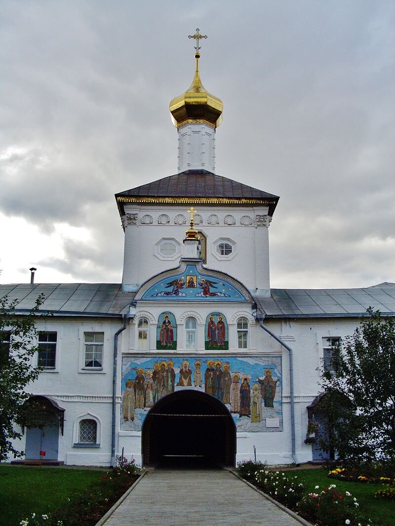 Святые ворота с церковью Николая Чудотворца, конец XVII века — XVIII век