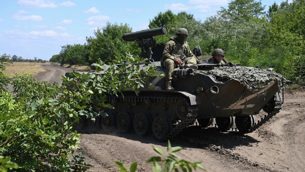    Военнослужащие десантной противотанковой батареи ВДВ на южном направлении специальной военной операции на Украине© РИА Новости