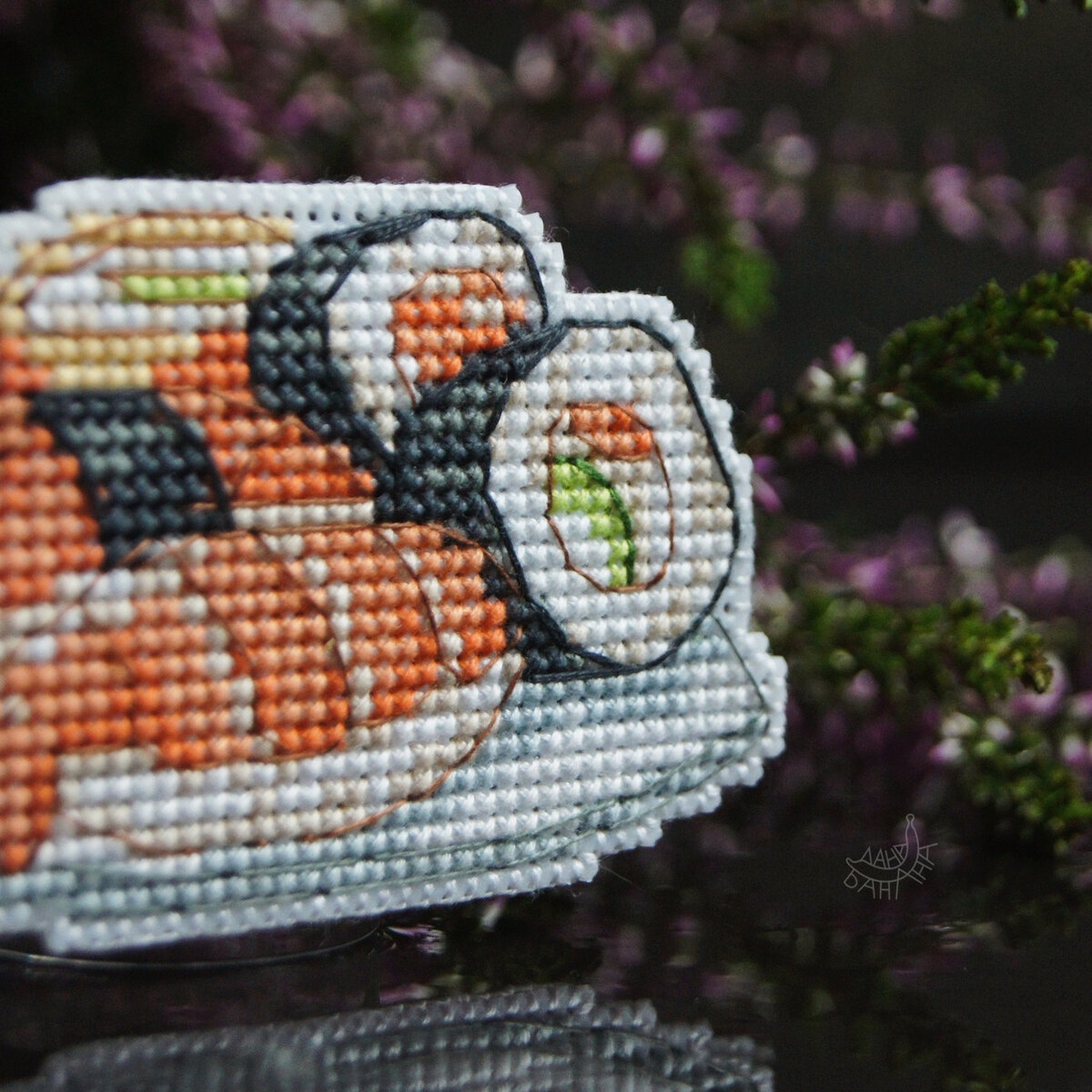 Макидзуси, хосомаки и темаки — так зовутся роллы в оригинале, но кому это интересно)