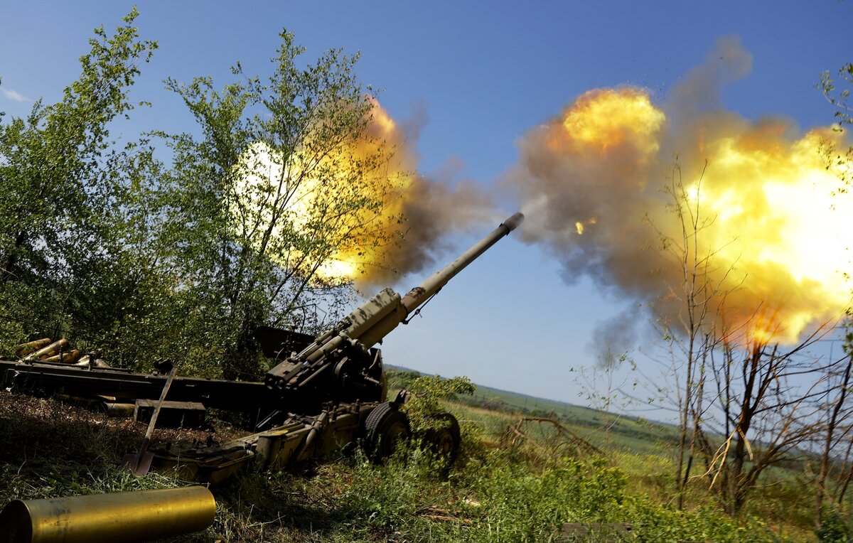     Выстрел из «Гиацинта-Б» в ходе СВО / РИА Новости / Сергей Аверин