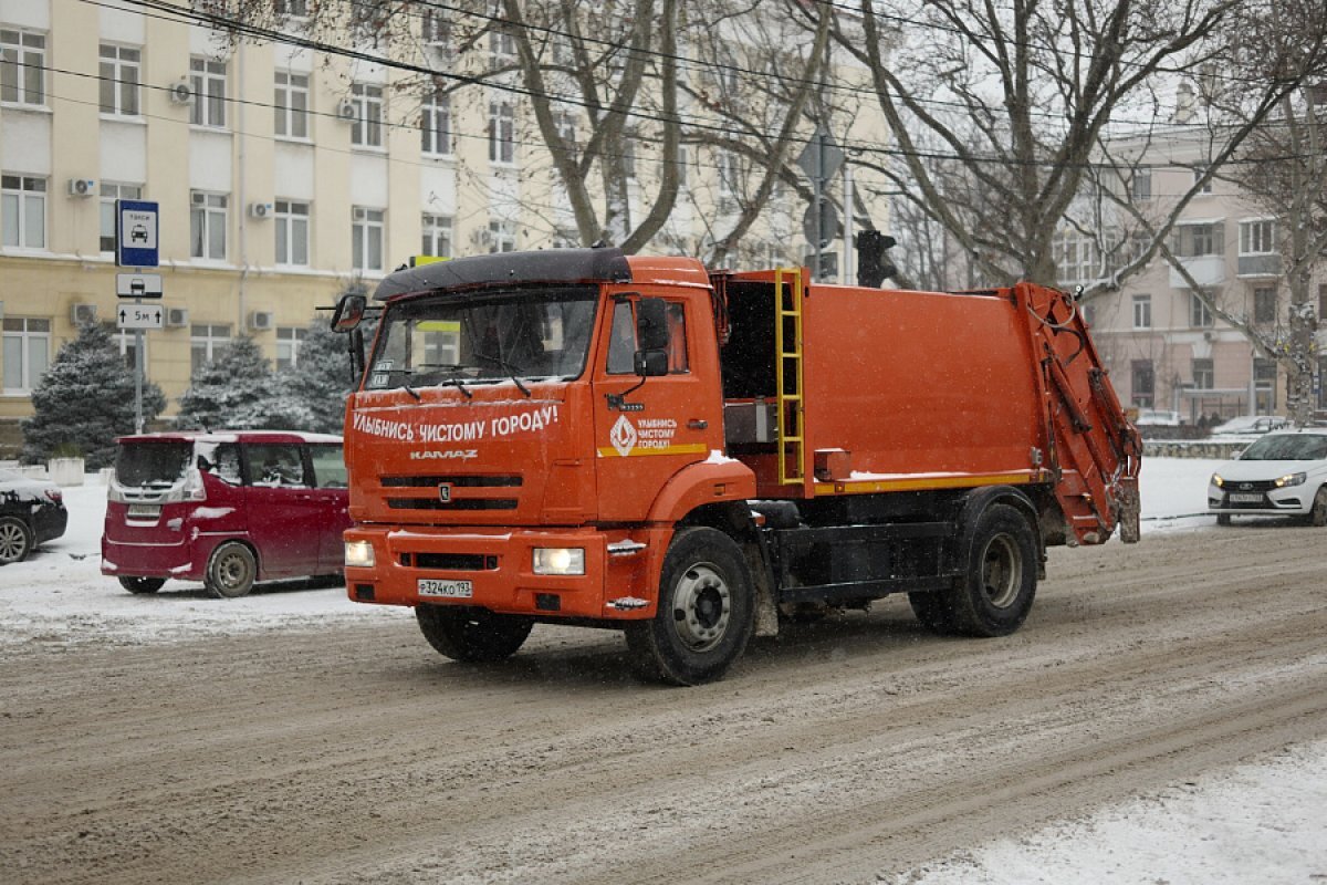    Мэрия Краснодара призывает горожан пересесть на общественный транспорт