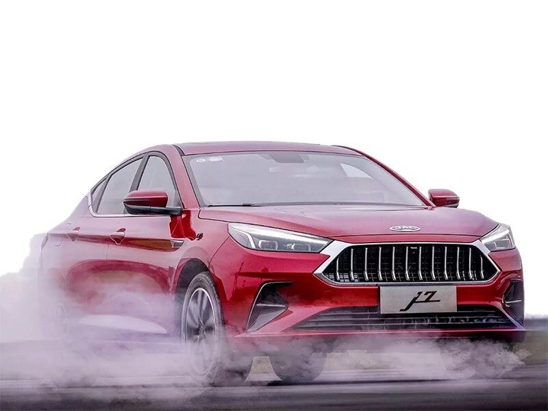 Китайский лифтбек D-класса JAC J7 готов к дебюту в России. Автомобиль уже прошел официальную сертификацию