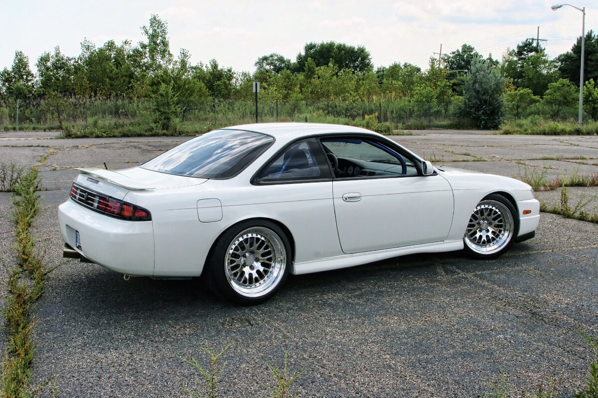 Nissan 240 SX (1998 г)