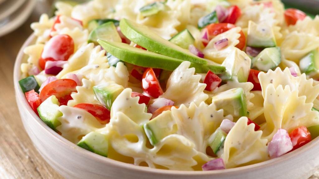 Салат к макаронам по-флотски – 3 самых вкусных и полезных рецепта