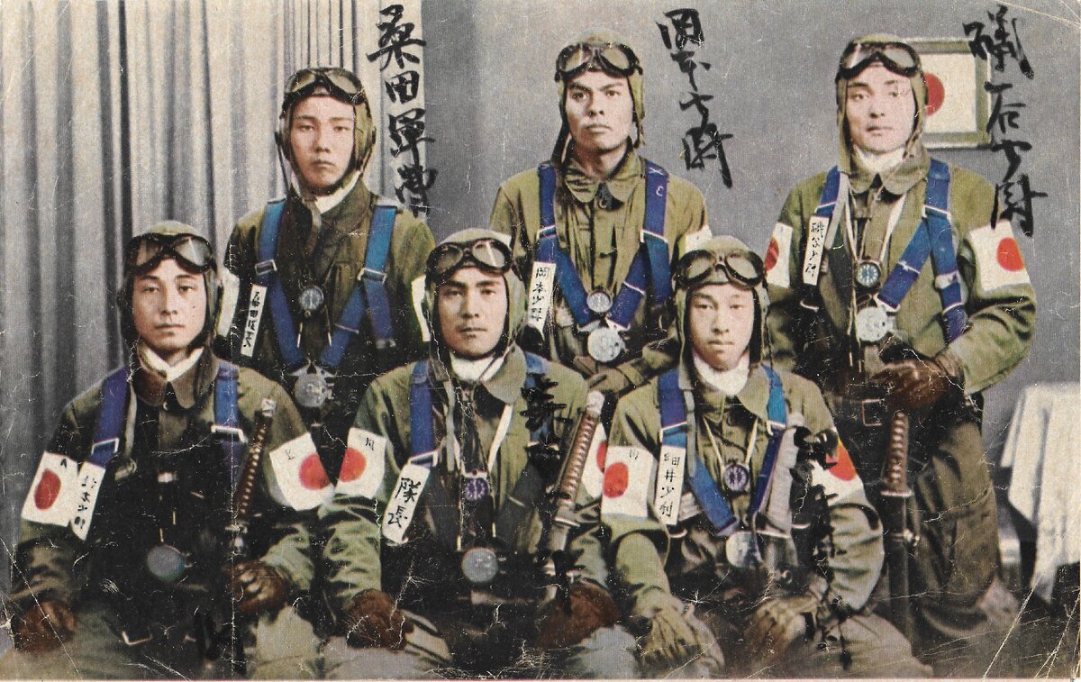 В Школе пилотов-камикадзе инструктор показывает только один раз.