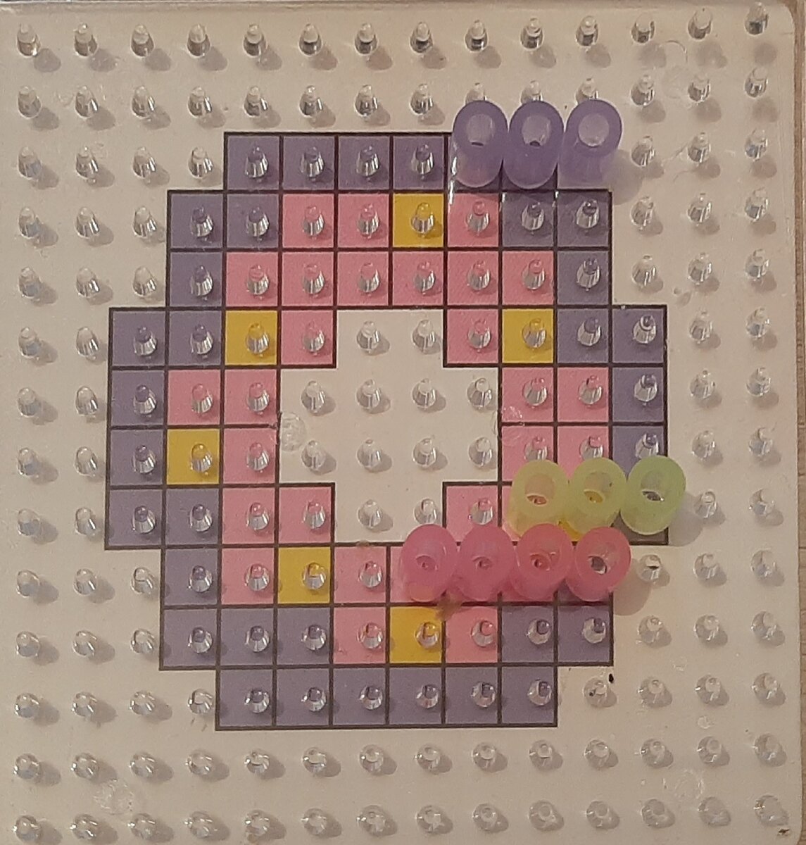 Планшетик с детальками. Фото автора, сделанное на следующий день.