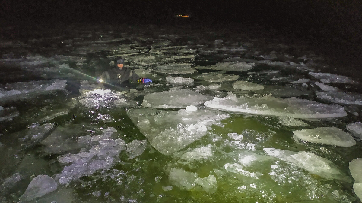 22.00 6 декабря 2021, зашли (скорее заползли) , сфотографировались и...вышли