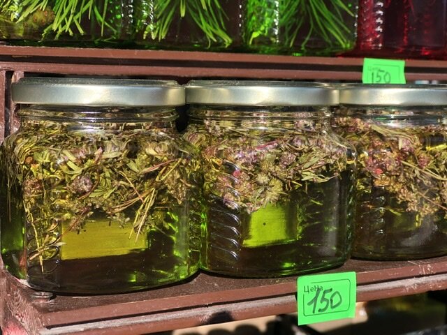 Это один из самых ценных деликатесов - душица в сиропе