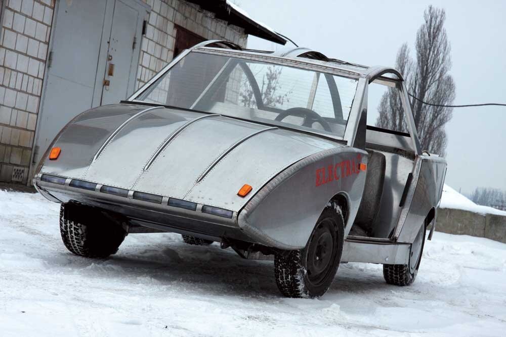 Самодельный автомобиль «GAZ-21 Concept» (25 фото)