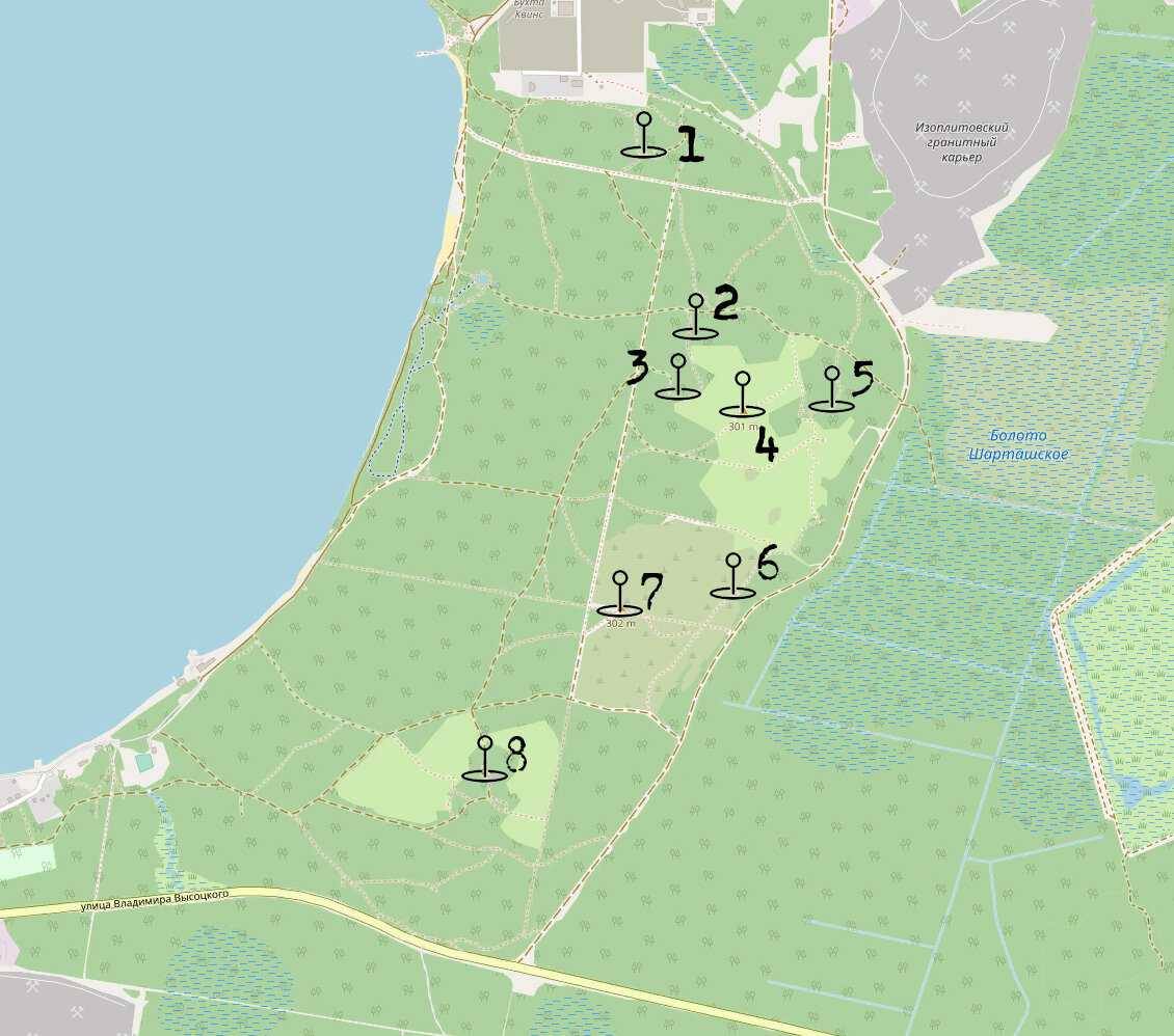 OSM содержит в себе гораздо больше полезной информации.