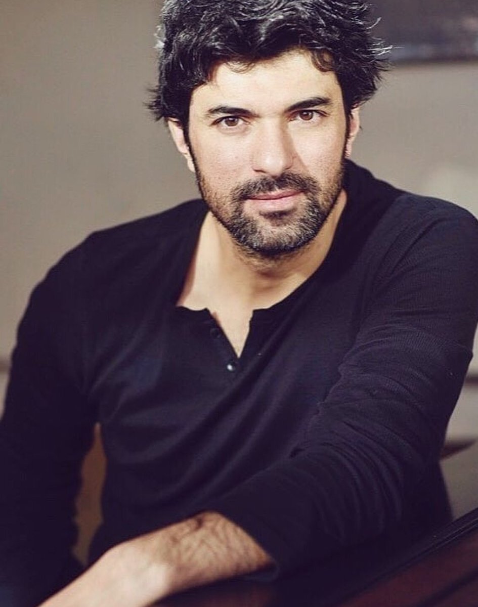 Энгин Акюрек