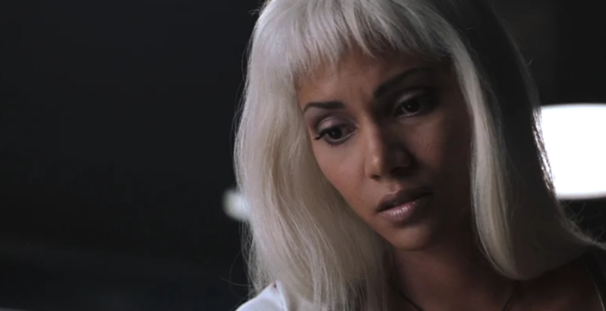 фото с сайта kinopoisk.ru  - кадр из фильма "Люди Икс"