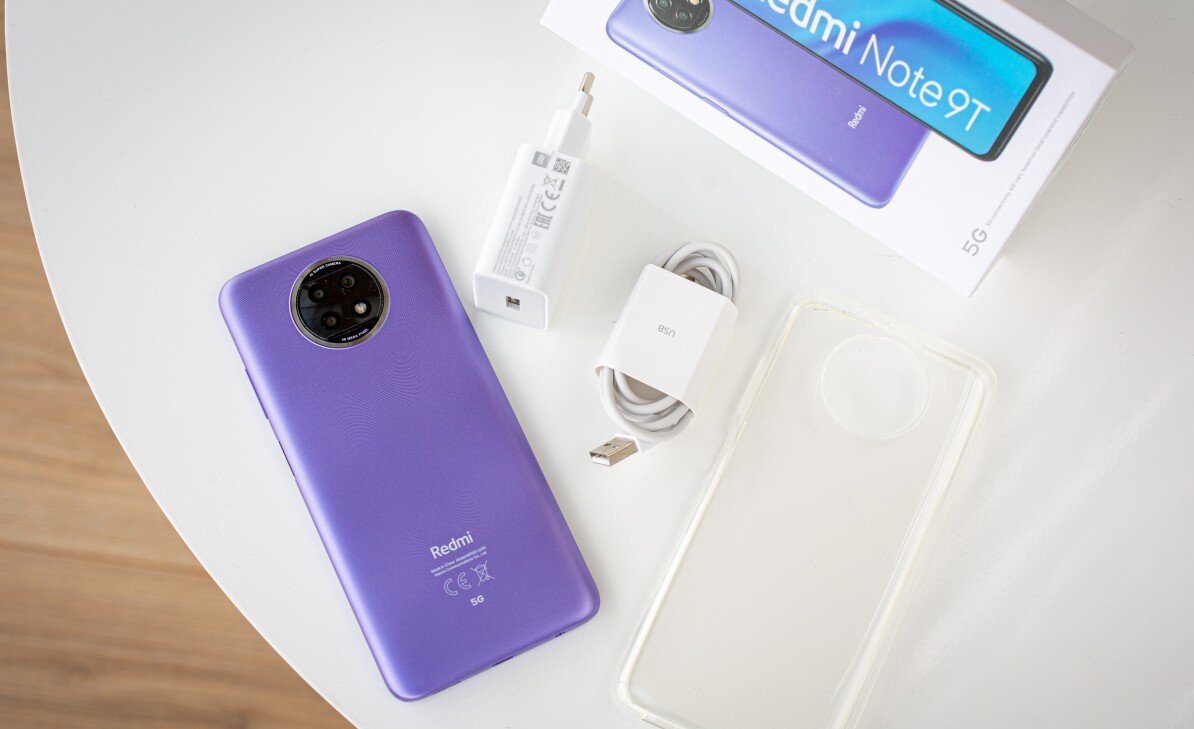 Большинство сканеров отпечатков пальцев, интегрированных в кнопку питания, случайно считывают их при удержании смартфона. Xiaomi решила эту проблему, добавив опцию сканирования только при нажатии кнопки. Фото: gsmarena.com