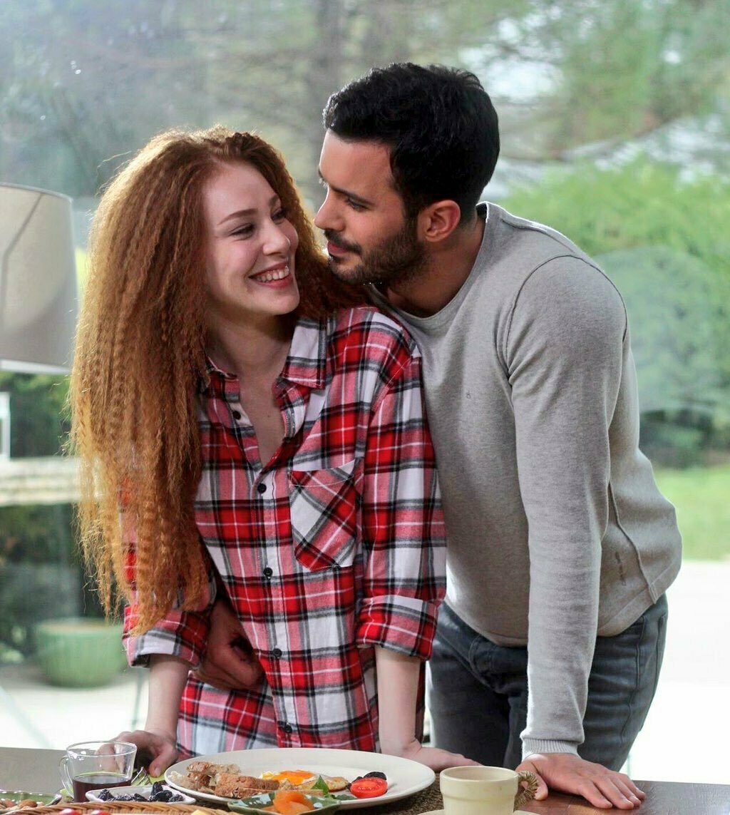 Любовь и надежда турецкий сериал актеры и роли фото