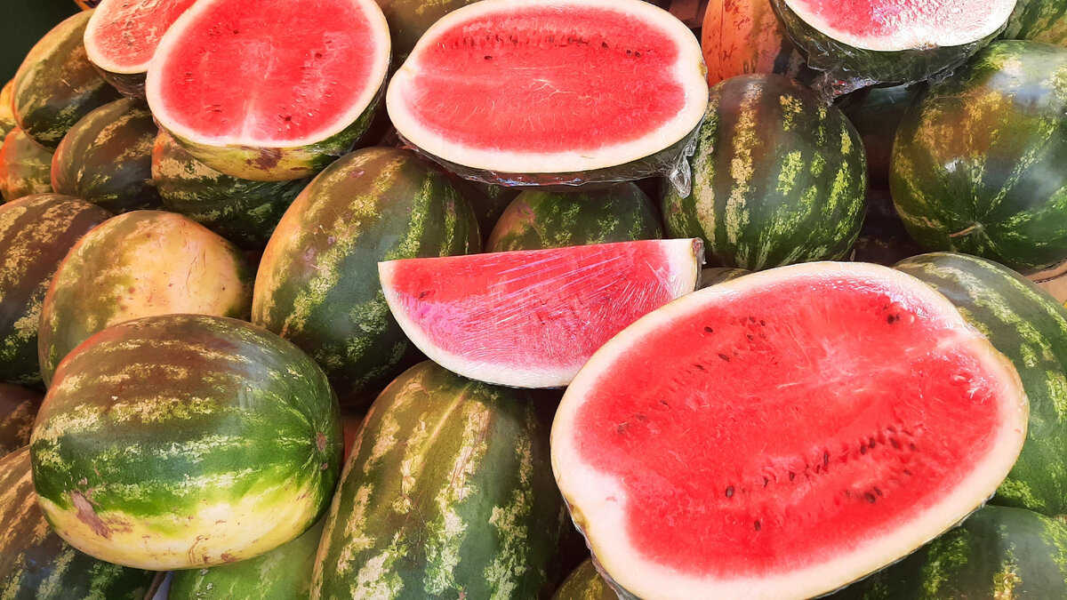 Фото автора. Я тоже хочу поучаствовать в арбузной неделе! 