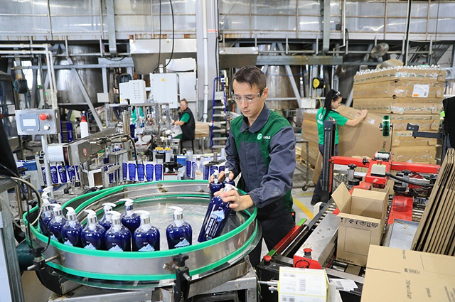    Компания «Грасс» наладила выпуск импортозамещающей продукции. Фото: Администрация Волгоградской области