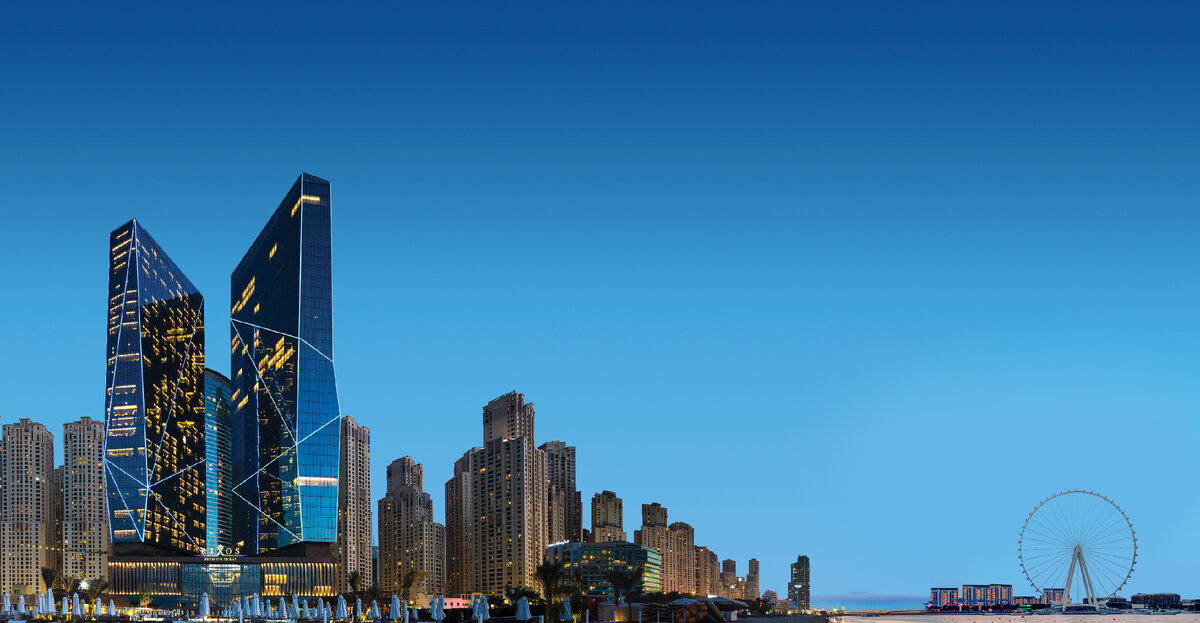 At the reception. Виза резидента в оаэ. Налоговая в оаэ. Недвижимость в дубае с риэлторами. Депозит оаэ.