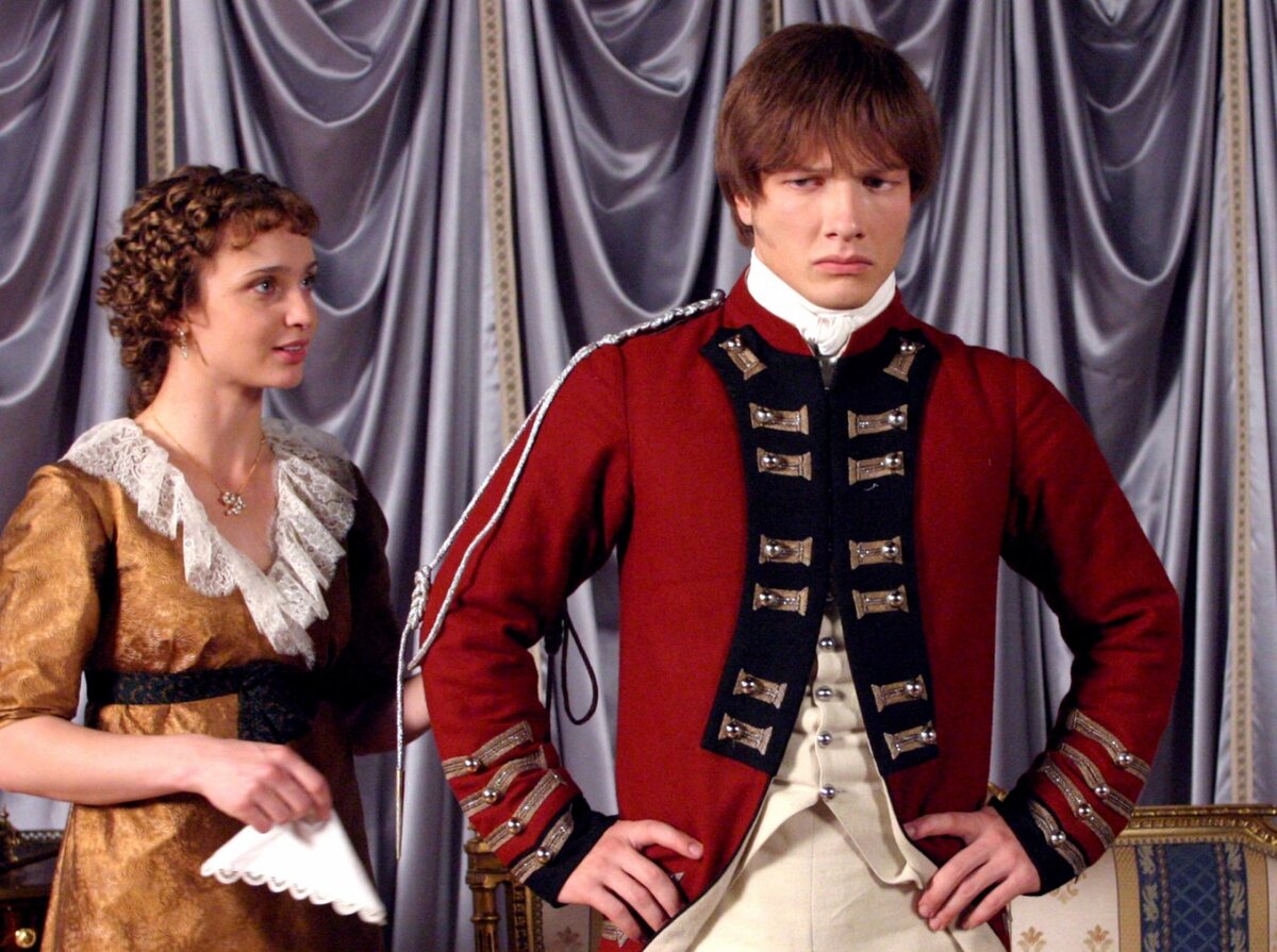 Кадр из сериала «Адъютанты любви»