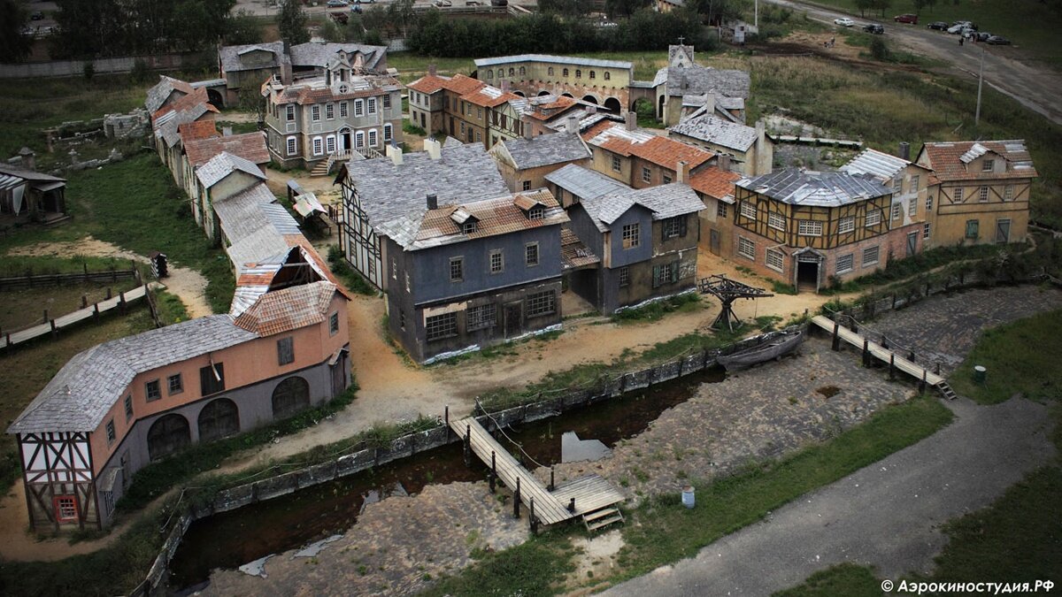 Piligrim Porto. Декорации  фильма "Записки экспедитора тайной канцелярии".