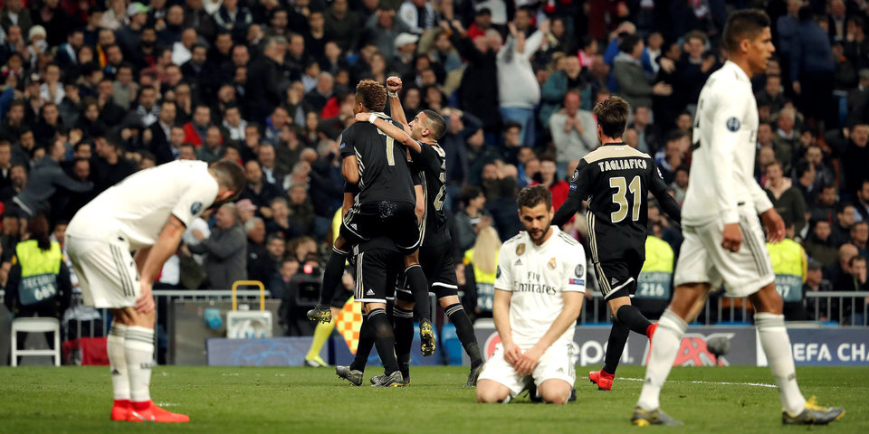 Аякс в сезоне 2018/2019. Они выкинули Реал и Ювентус из ЛЧ, но в последний момент неожиданно оступились.