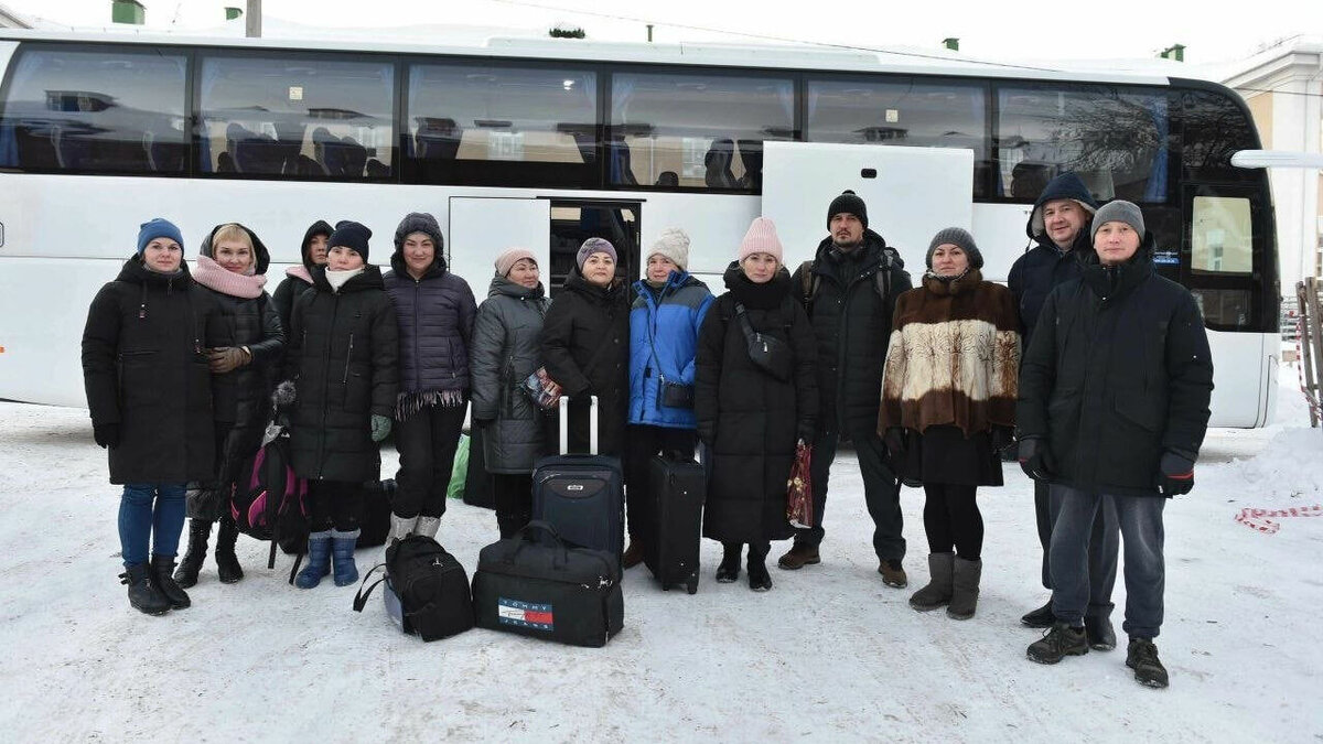     Команда детских врачей и медсестер отправилась из Удмуртии в новые регионы России. Об этом сообщил Телеграм-канал «Удмуртия.brief».