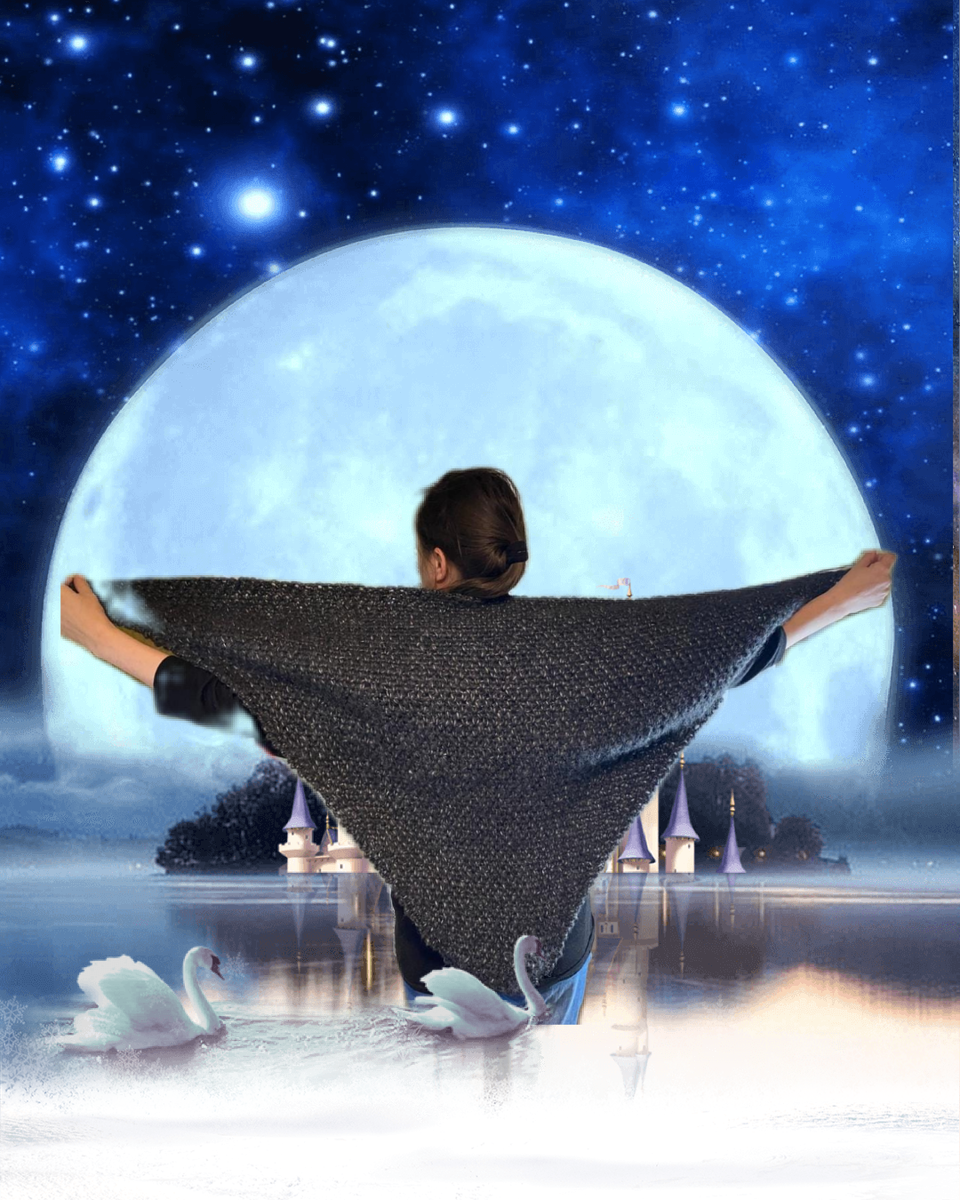 Мой первый бактус крючком. Фотография автора. Работа автора! 

