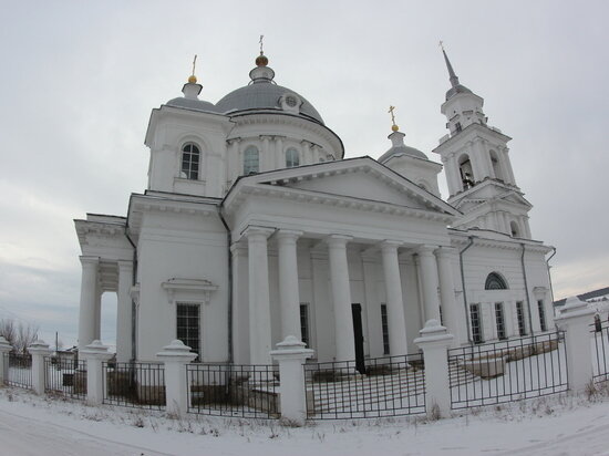     Воскресенская церковь в Кяхте / Василий Тараруев