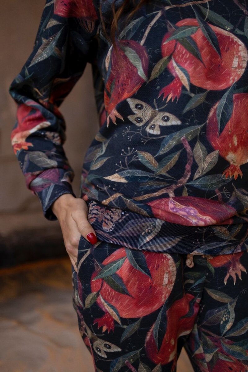 Для производства бренда Karina Kino мы используем рулонную печать