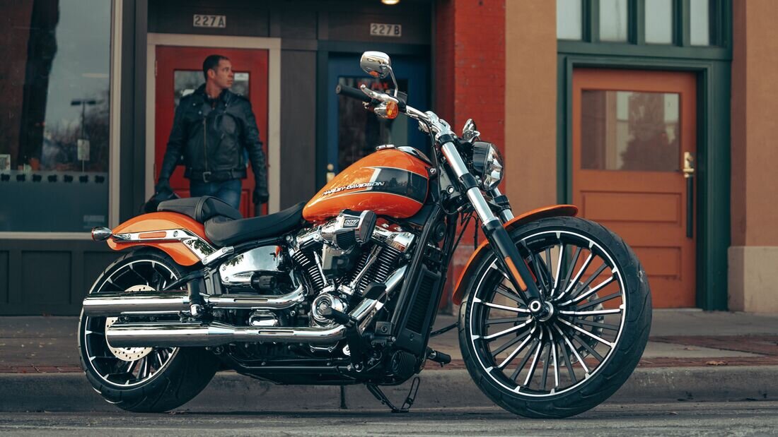 Harley Davidson Breakout Custom