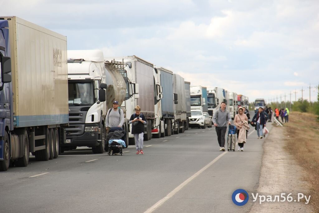    В Госдуме приняли закон о бронировании даты и времени для пересечения границы РФ