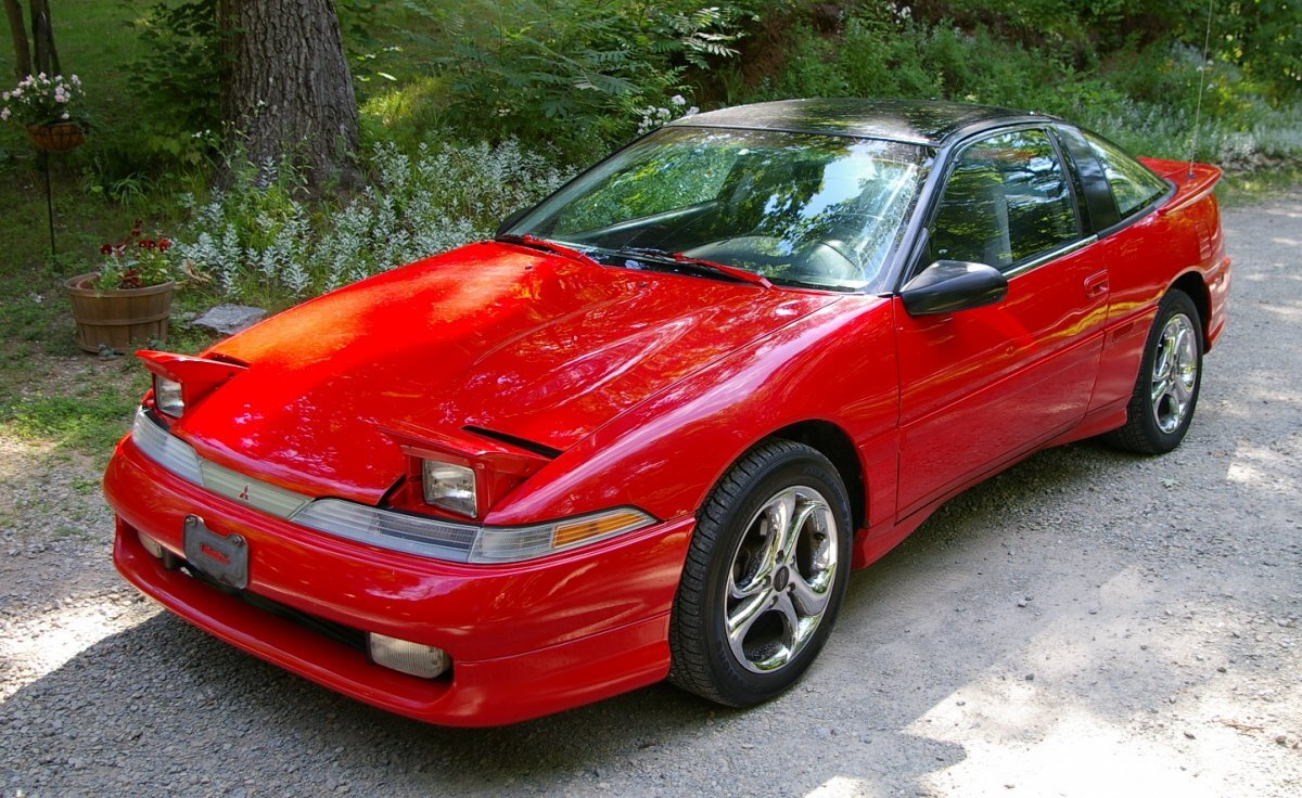 Mitsubishi Eclipse с выдвижными фарами
