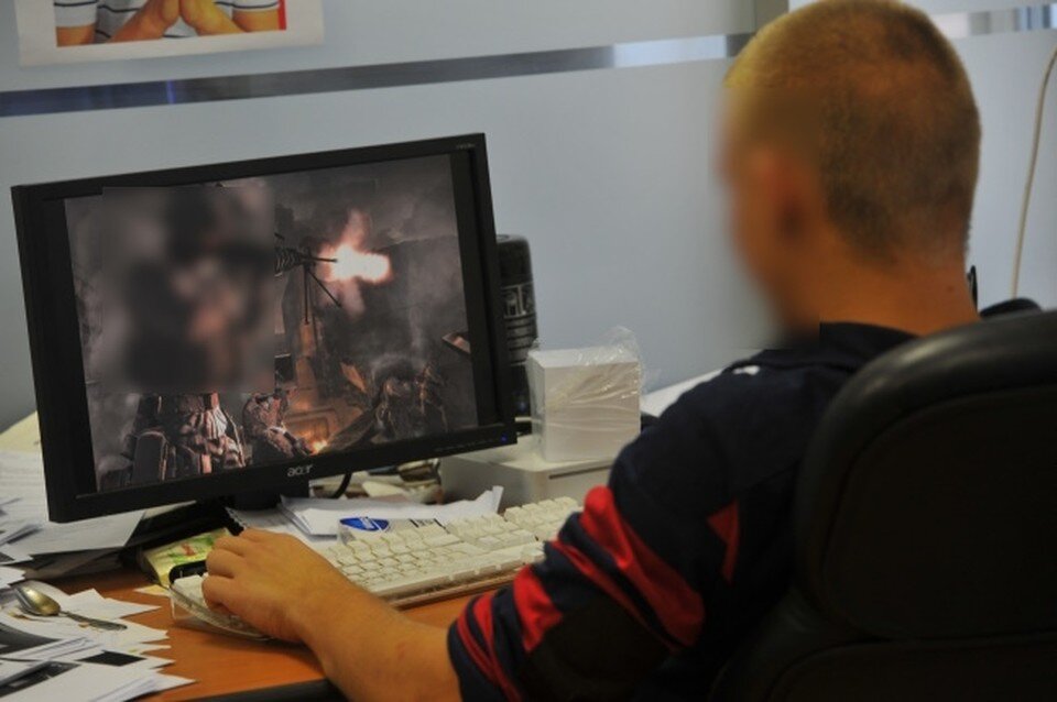     Играя в режиме бога, геймер может поверить в свою неуязвимость и других людей. Евгения ГУСЕВА