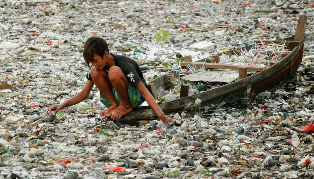 Рыбаки мусора - как живут на самой грязной реке в мире | Азия без фотошопа  | Дзен