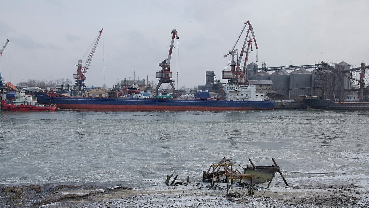     В Ростове-на-Дону потребуется более пяти лет на застройку территории, которая освободится после переноса на левый берег «Ростовского порта», считает один из участников девелоперского проекта.