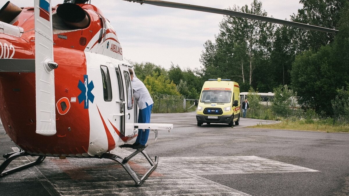     С бывшего министра здравоохранения Хакасии Владимира Костюша и его первого зама Александра Стреленко взыскали в суде 900 тысяч рублей за нарушения, допущенные при использовании санавиации.